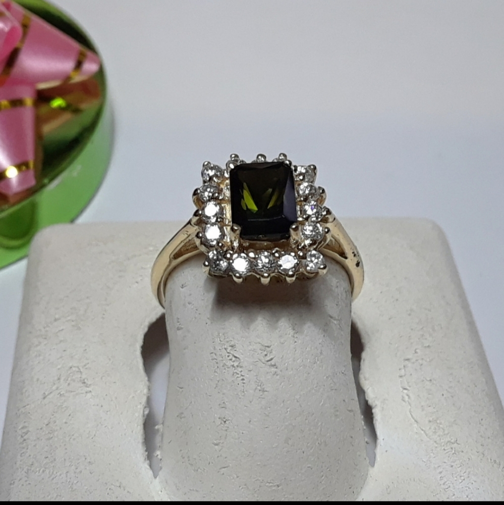 1.45ctw Green Tourmaline & Topaz 14Kt Ring - Picture 3 of 9
